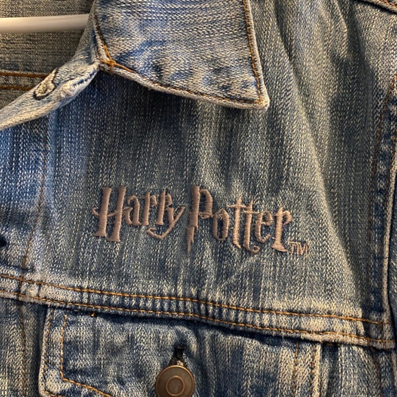 Rare vintage Harry Potter jean jacket - Picture 2 of 4
